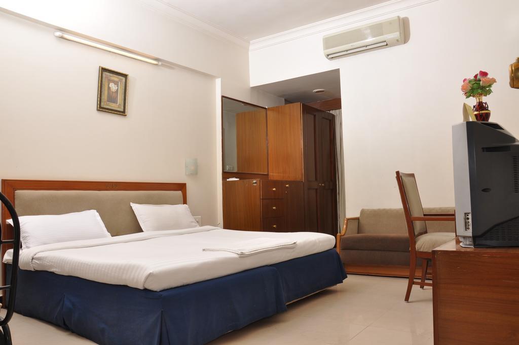 Hotel Sitara Residency Haidarábád Szoba fotó