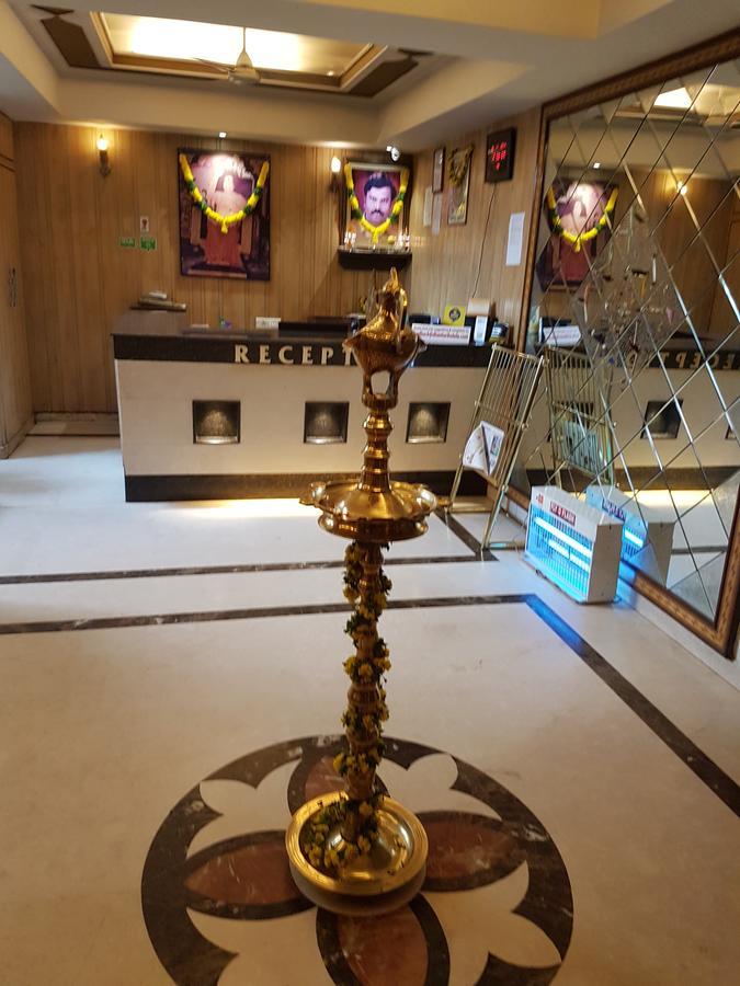 Hotel Sitara Residency Haidarábád Kültér fotó