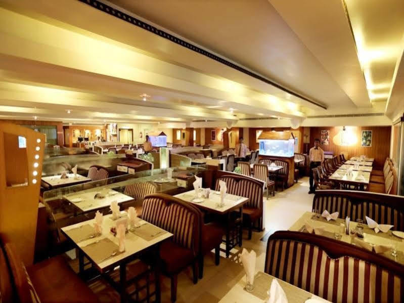 Hotel Sitara Residency Haidarábád Kültér fotó